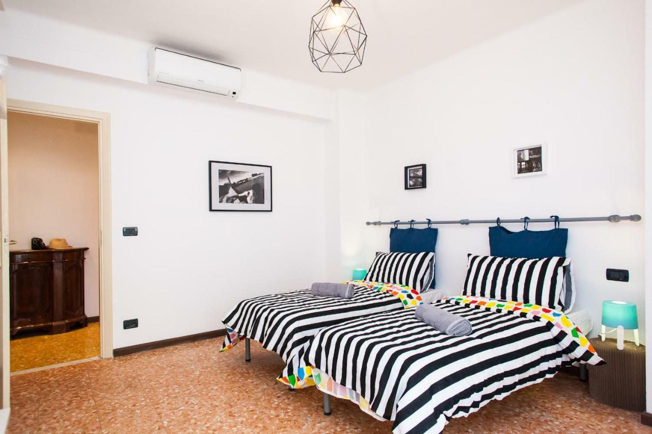 Casa Liberta - Downtown Modern Apartment With Airconditioning Sanremo Eksteriør billede